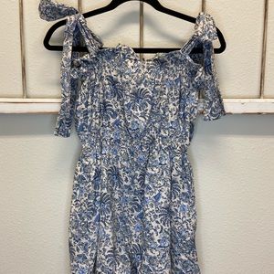 Floral H&M romper with ajustable straps
